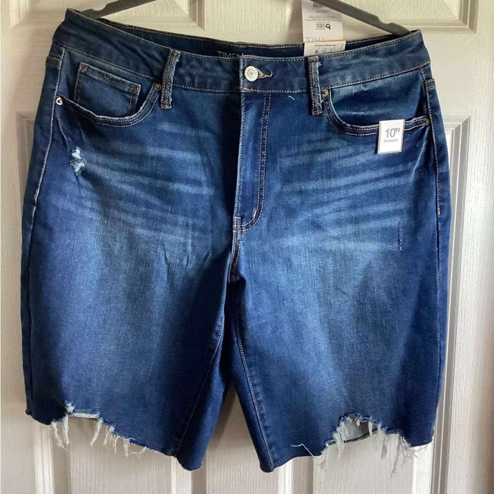 NWT Blue Distressed Denim Shorts sz 14
